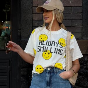 T-SHIRT - SMILLING